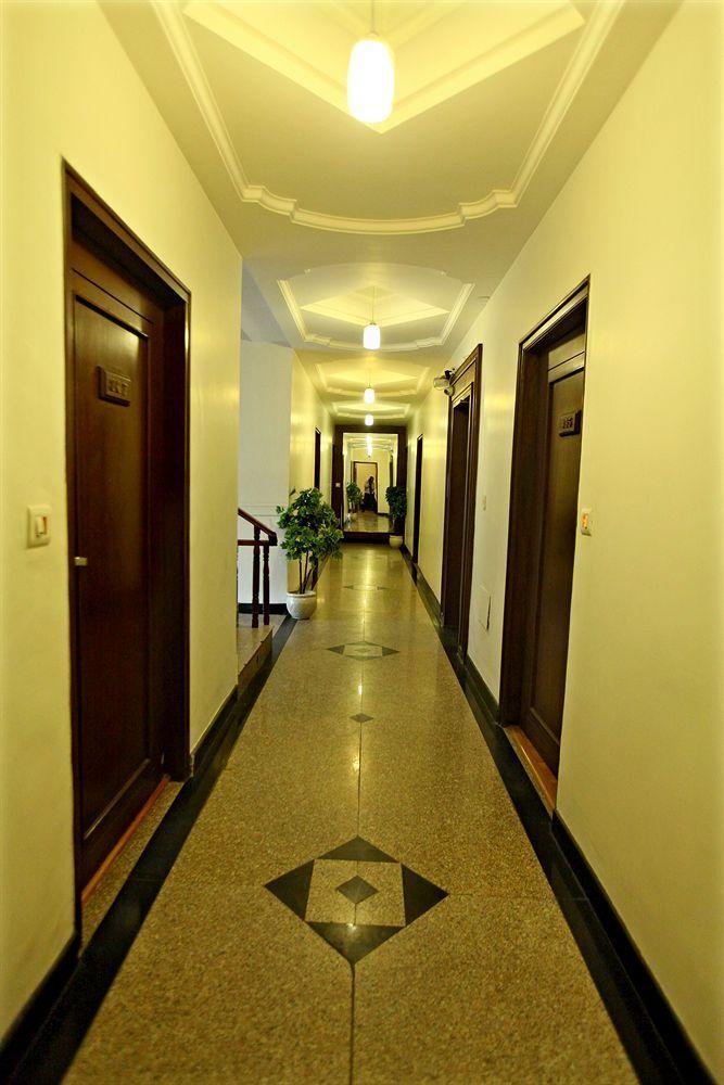 Hotel Rangoli New Delhi Exterior photo